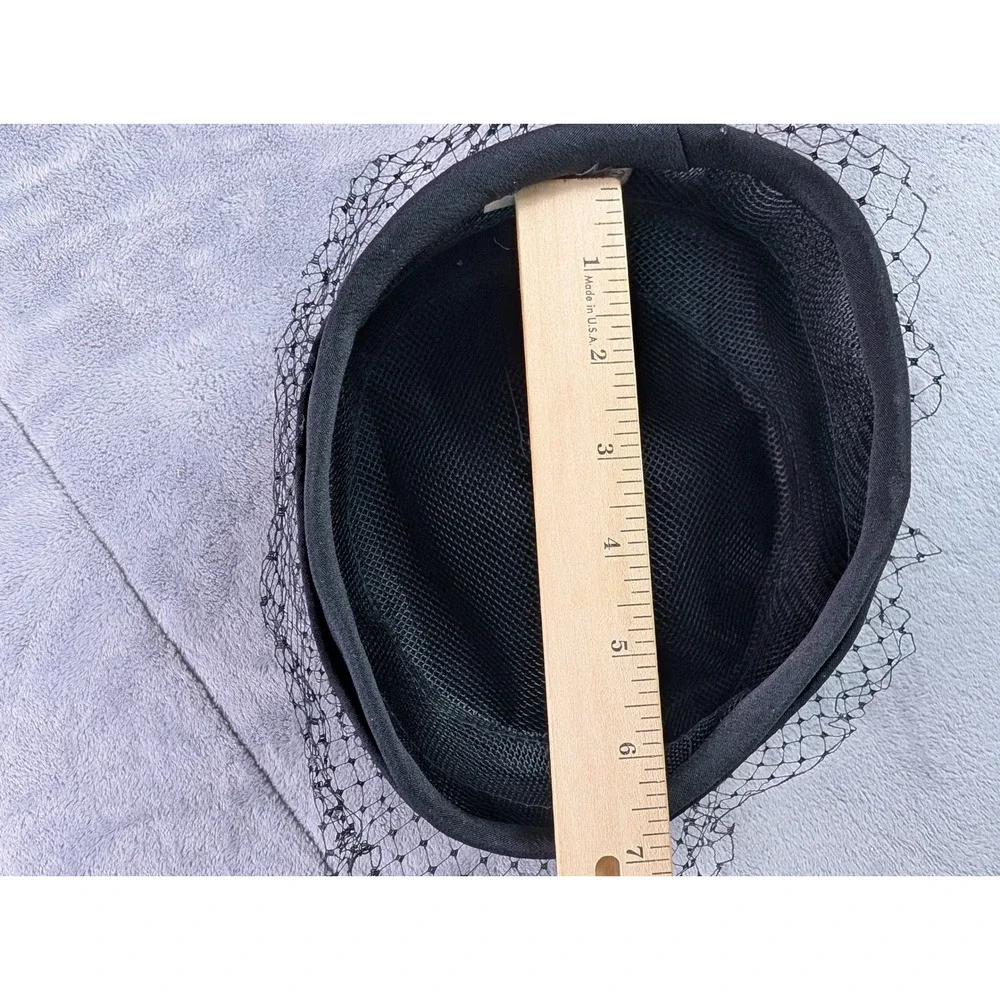 Vintage Black Pillbox Hat W/ Veil and Rhinestone Snowflake Brooch Union Made USA - Picture 8 of 9